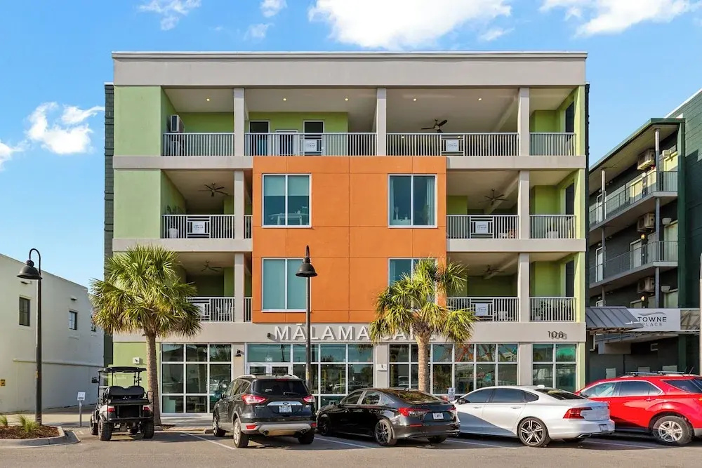 Boardwalk Pent House by Carolina Retreats