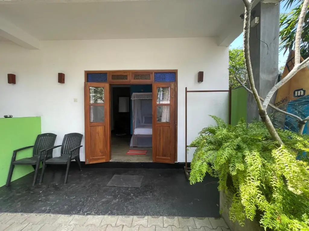 Economy room