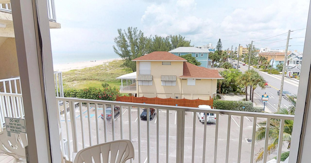 Island Inn Beach Resort - Général