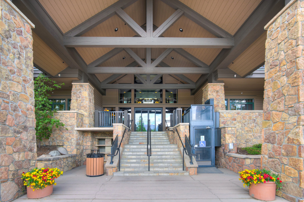 Crystal Peak Lodge by Summit County Mountain Retreats