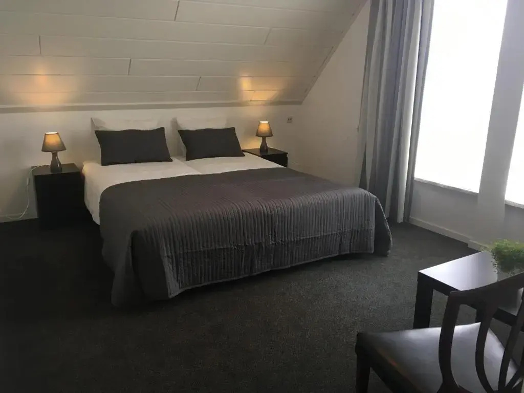 Standard Double room (full double bed)
