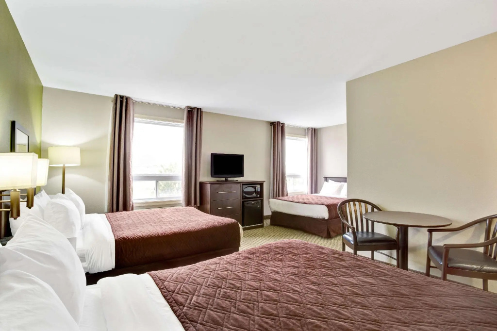 Sextuple Suite