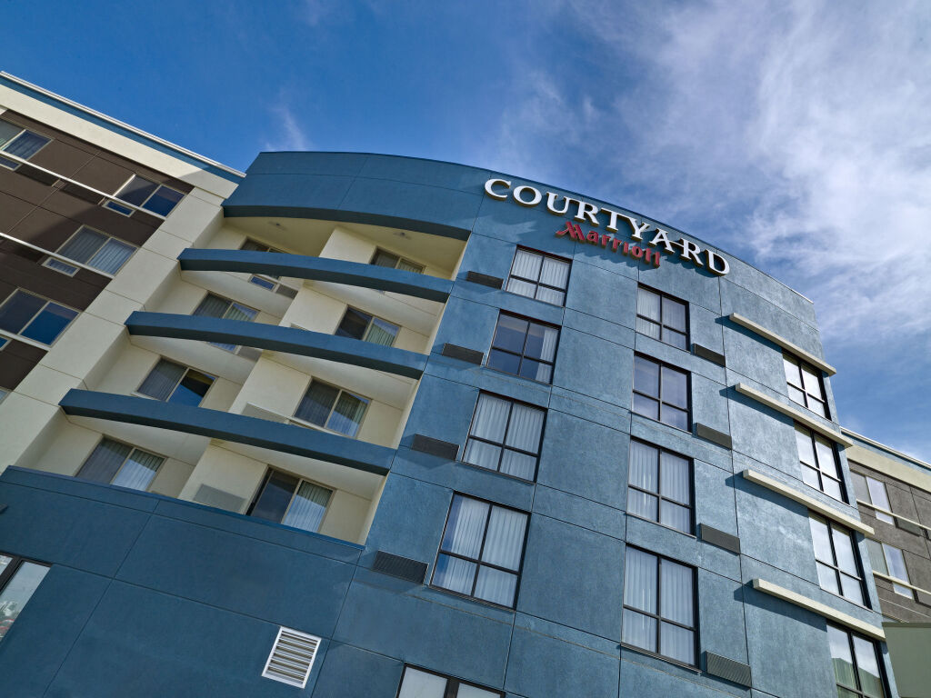 Courtyard by Marriott Edmonton West image