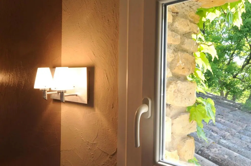 Standard Double room with garden view (full double bed)