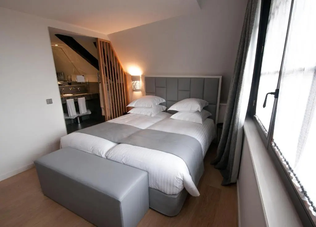 Privilege Double room (full double bed)