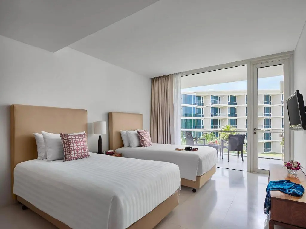Deluxe Double room with balcony (twin beds)