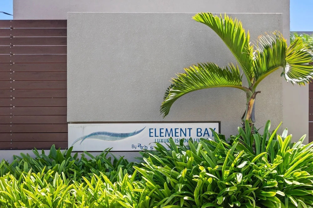 Element Bay 5