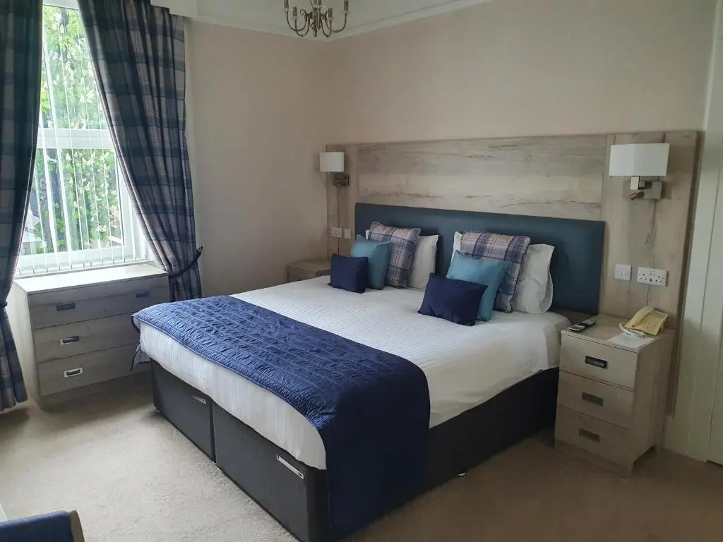 Economy room