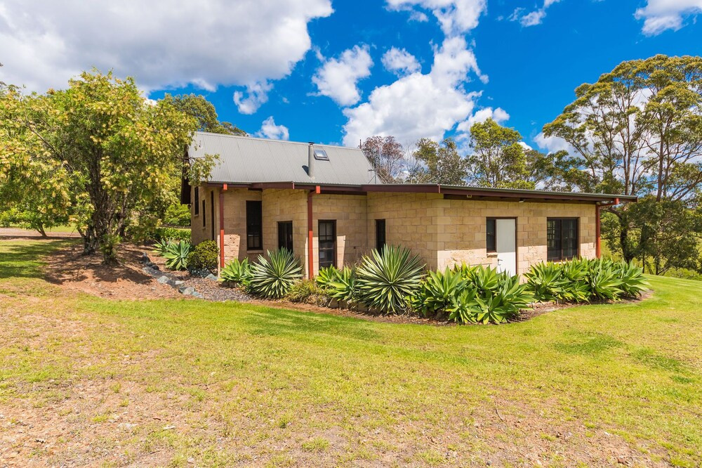 Clarendon Forest Retreat