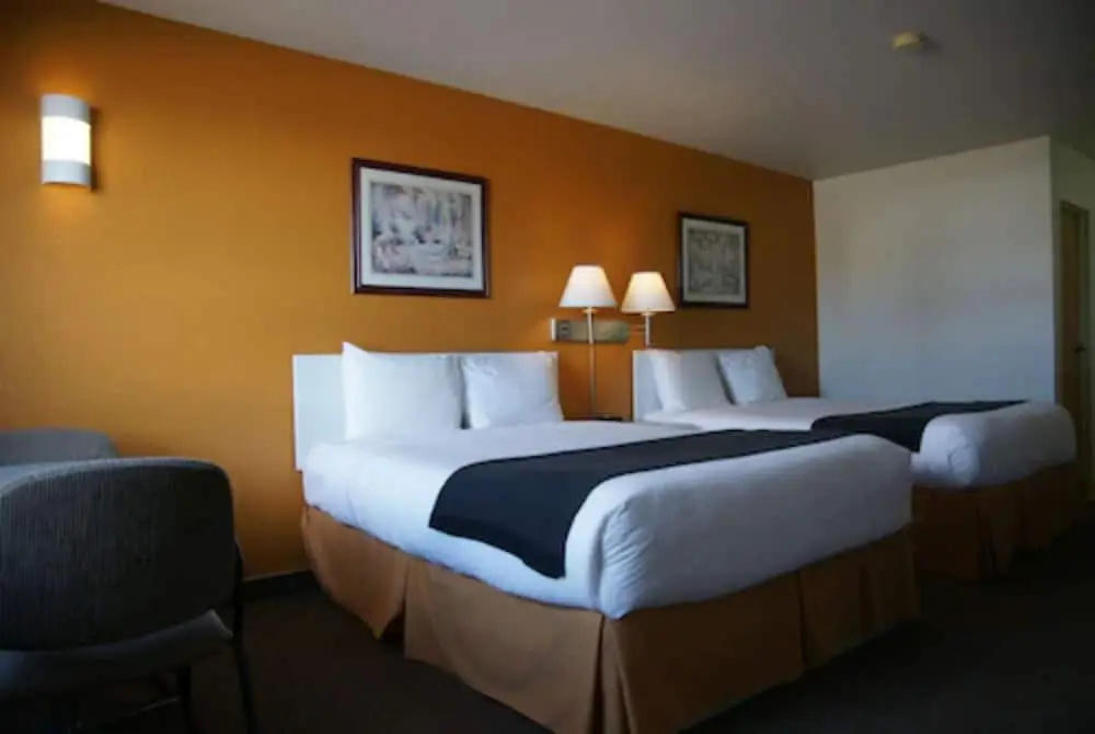 Economy Quadruple room