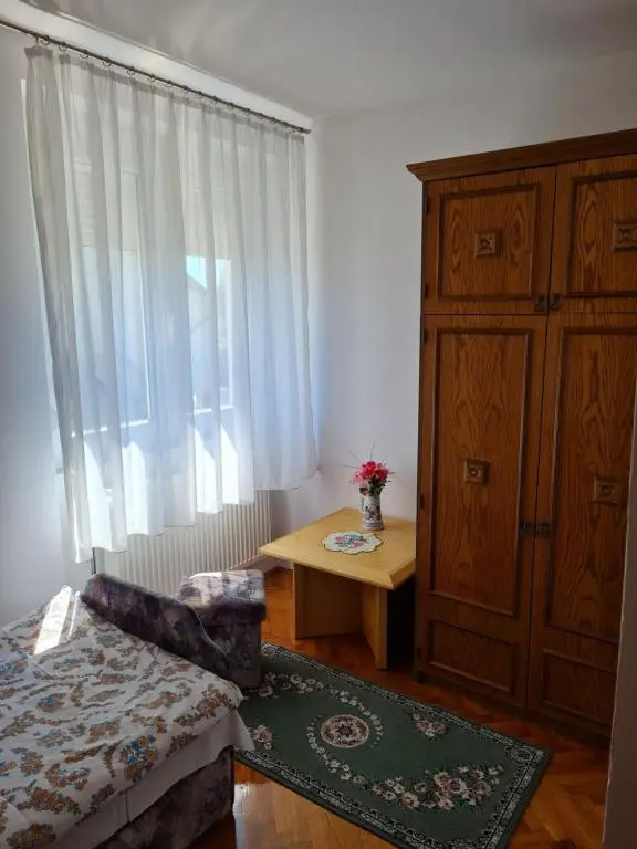 Gyöngyvirág Apartman Lenti