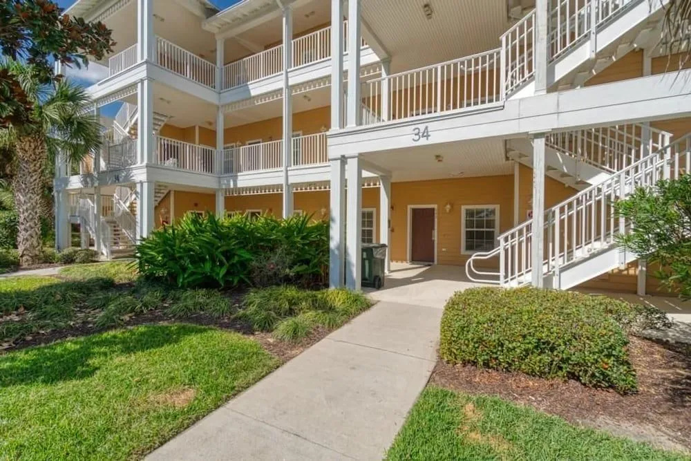 Adalberto's Bahama Bay Condo