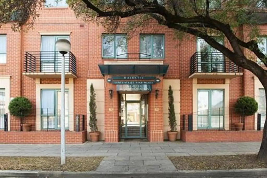 Majestic Tynte Street Apartments