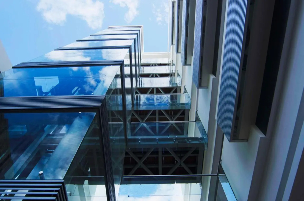 Balcony & Terrace