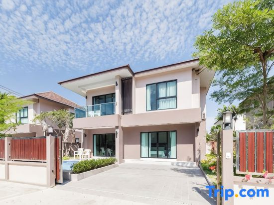 4-Bedroom Pool Villa with Private Pool in Pattaya