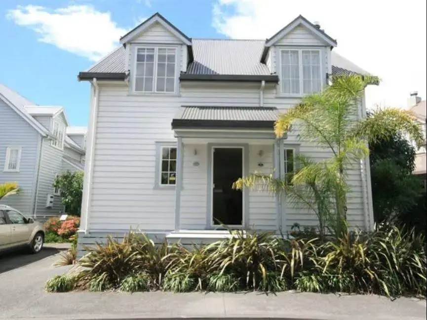 Settlers Cottage