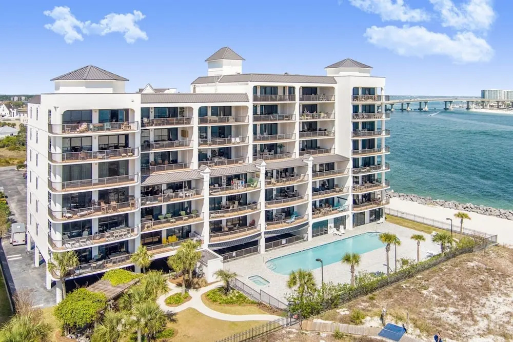Grand Pointe 502- Gulf-front Water on 2 Sides