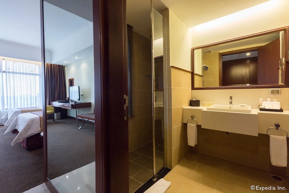 Vissai Saigon Hotel