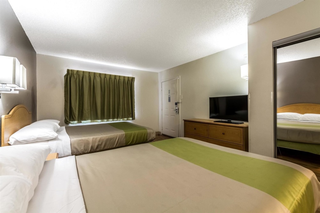 Отель Studio 6 Dallas, TX - Northwest в Далласе