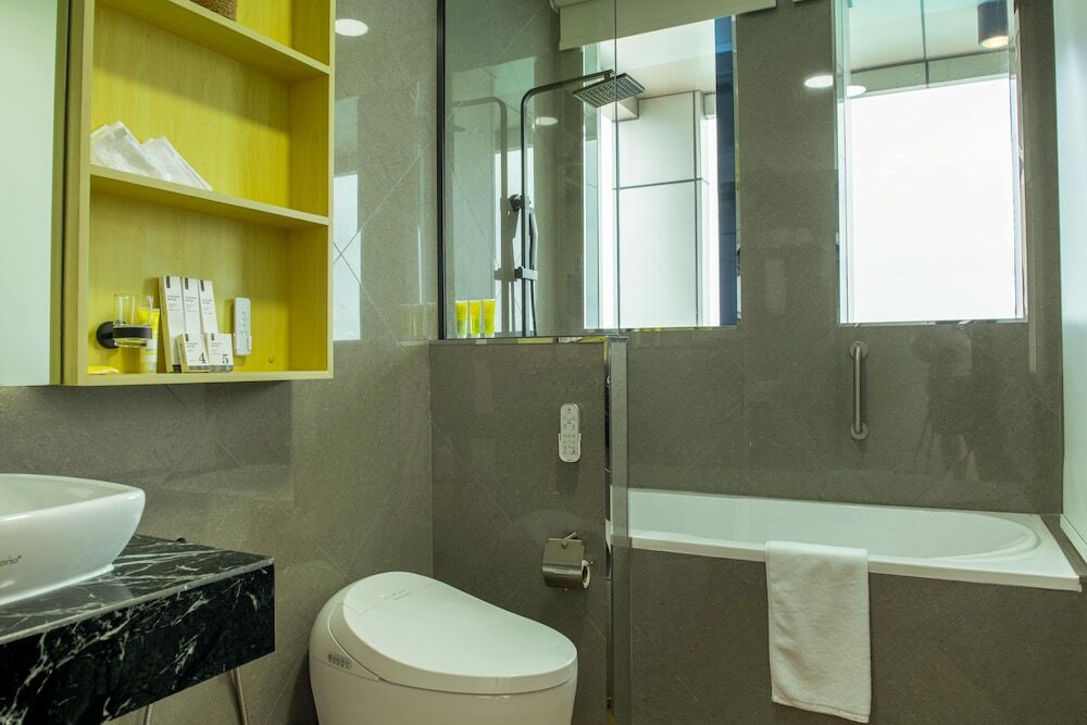 Swarn By Hawks Hotels (Ex. Clarks Exotica Kamadhoo Maldives)