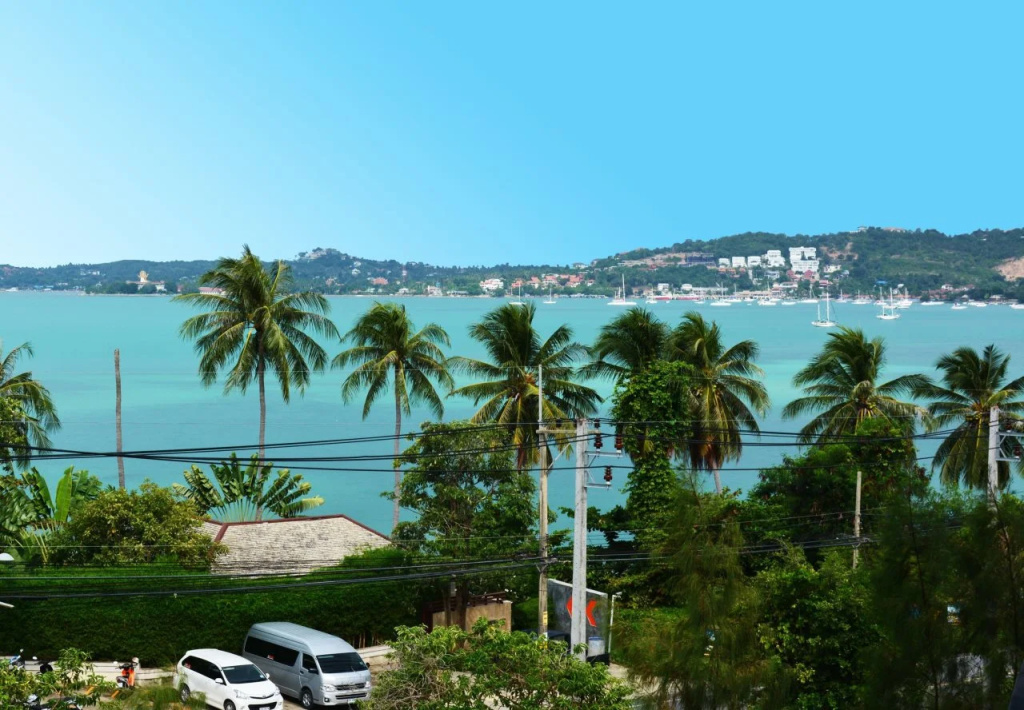 Beach & Waterfront