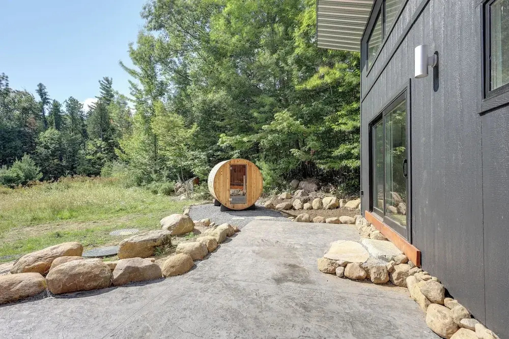 Adirondack Cabin Near Whiteface Mountain Resort!