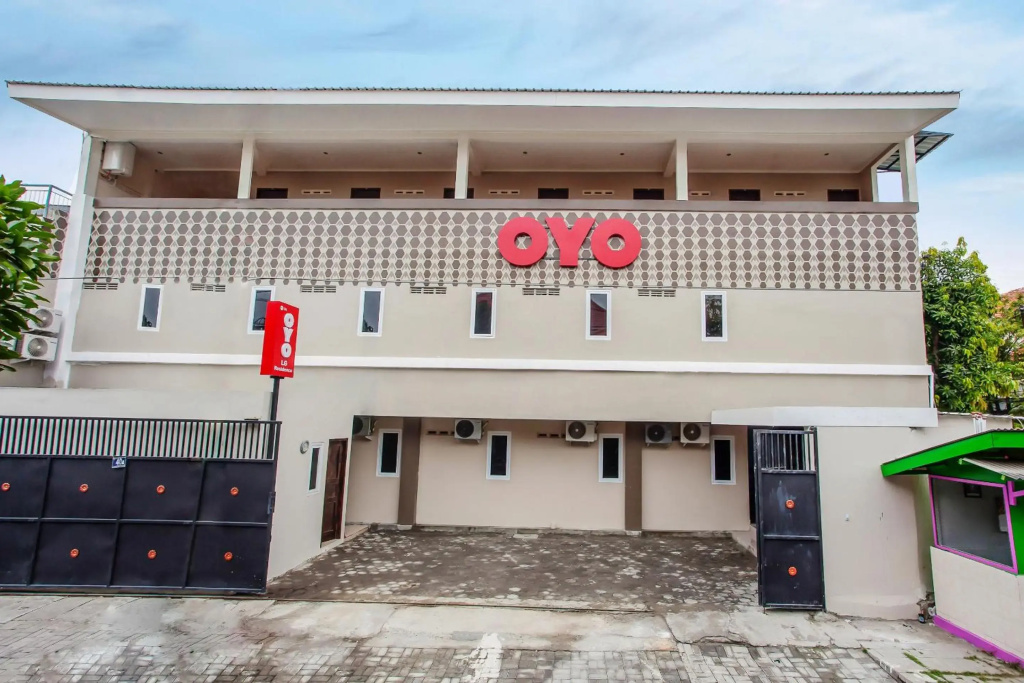 Capital O 134 Lg Residence