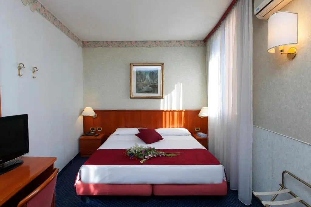 Double room (twin beds)