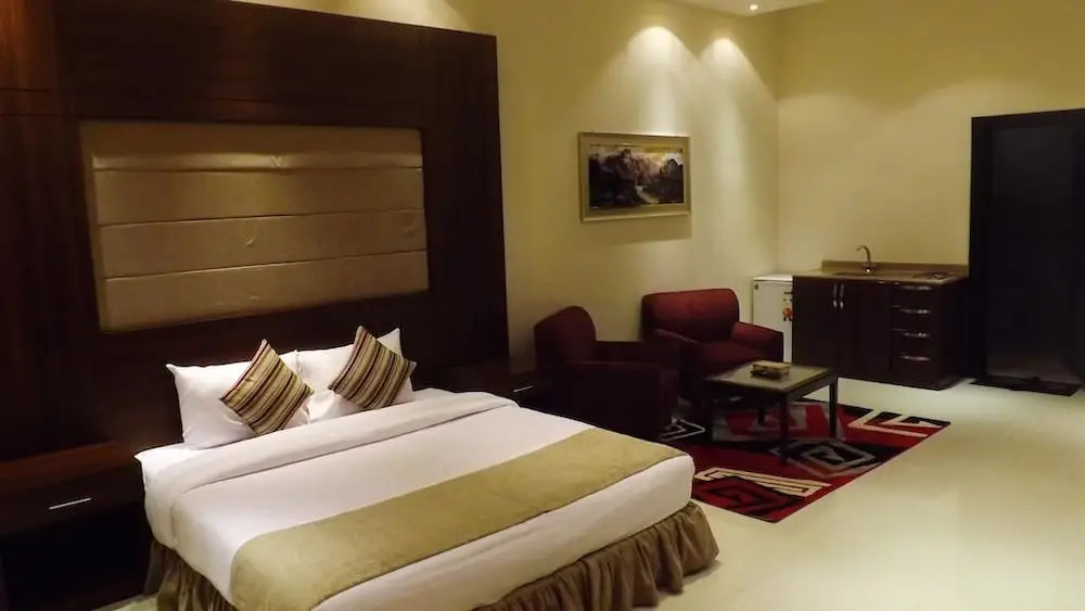 Taleen Almasif Hotel Apartments — 1