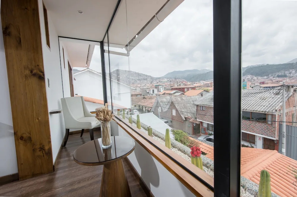 Balcony & Terrace