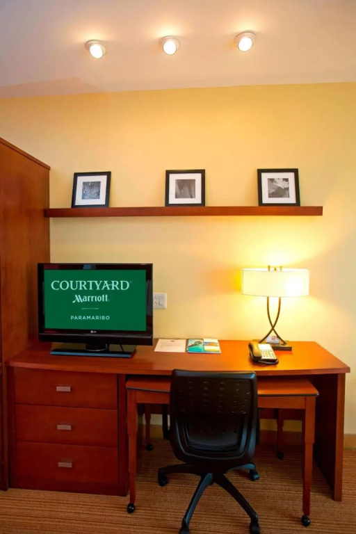 1 Bedroom Double Suite (full double bed)