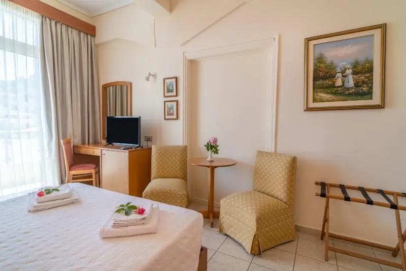 Neda Hotel - Chambres