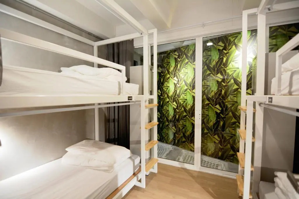 Economy room