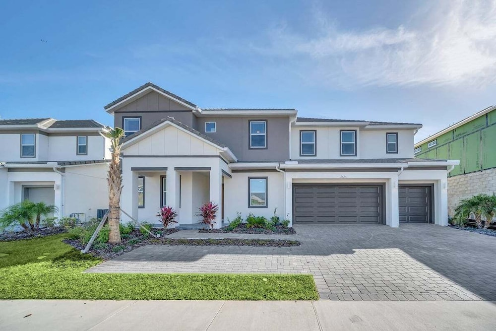 2525 Shanti Amazing 15 Suites Mansion