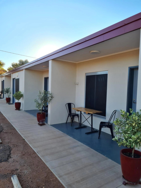 Safari Lodge Motel