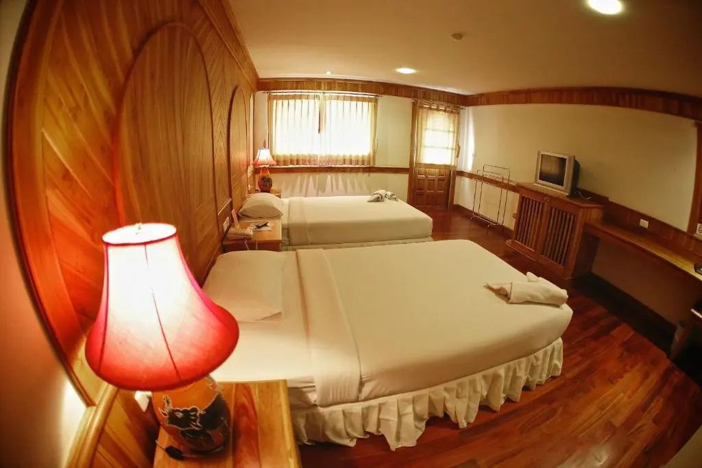 Standard Double room (twin beds)