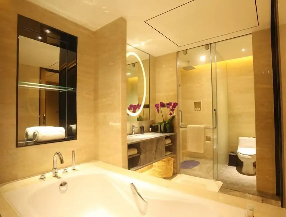 標準雙人房，配有大床