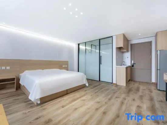 豪華雙人套房，配有雙人床