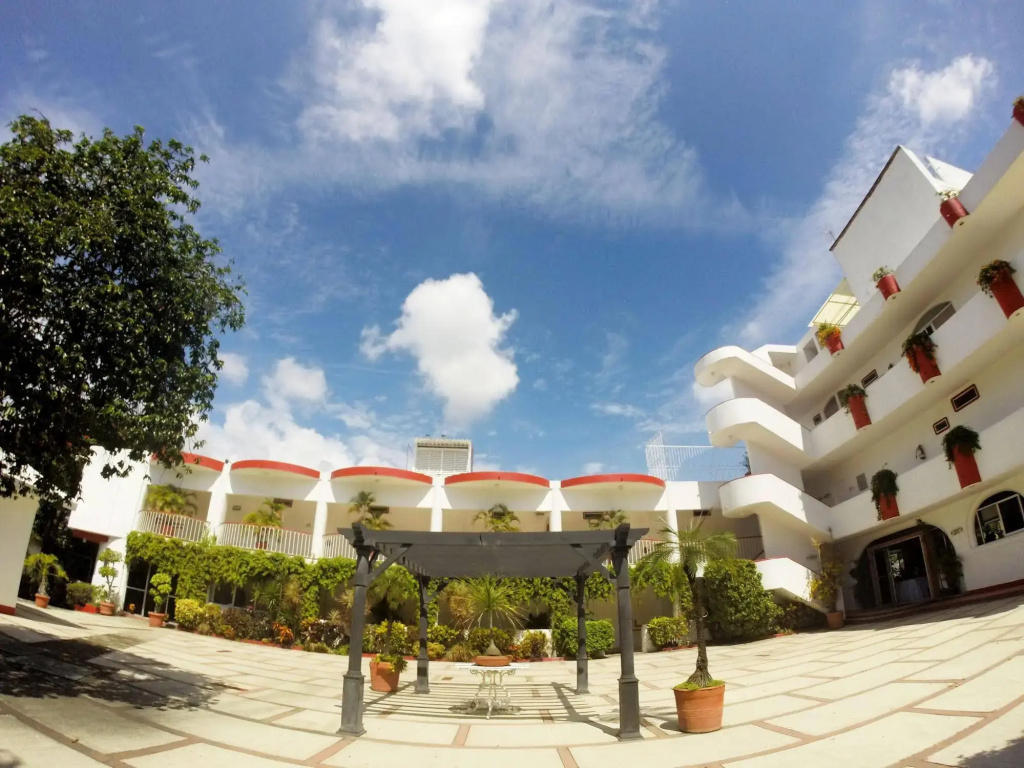 Hotel photo 11
