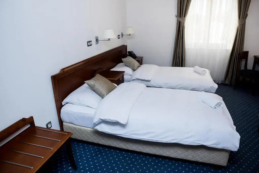 Hotel Hum - Chambres