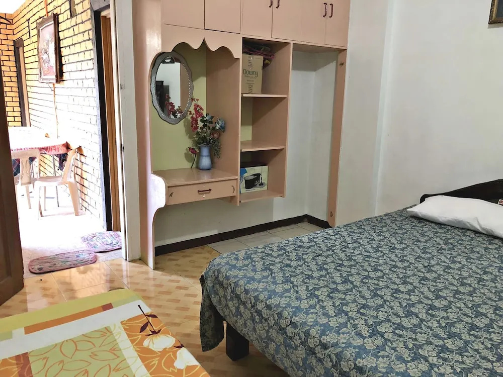 Bed in Dorm