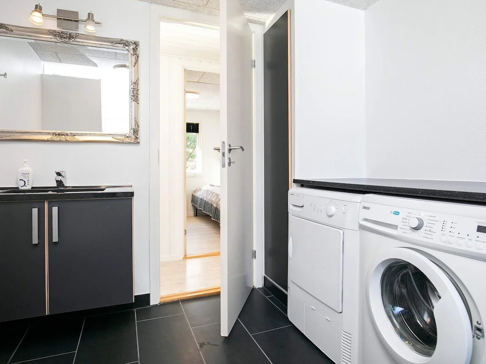 Peaceful Holiday Home in Blavand Denmark With Terrace - фото 17