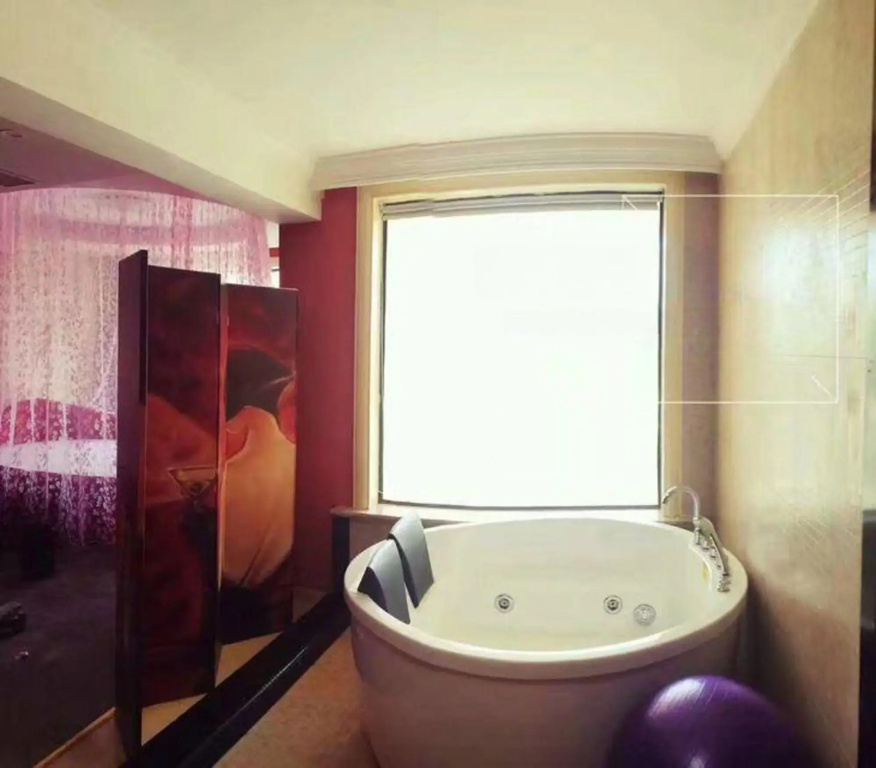 Shanghai Liang District Garden Hotel