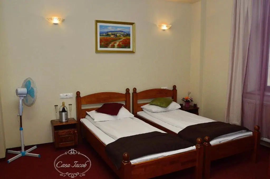 Standard Double room (twin beds)