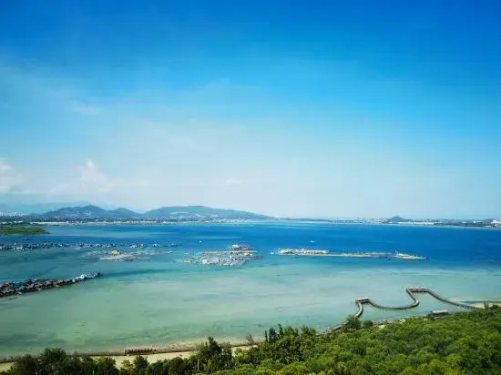 Beach & Waterfront