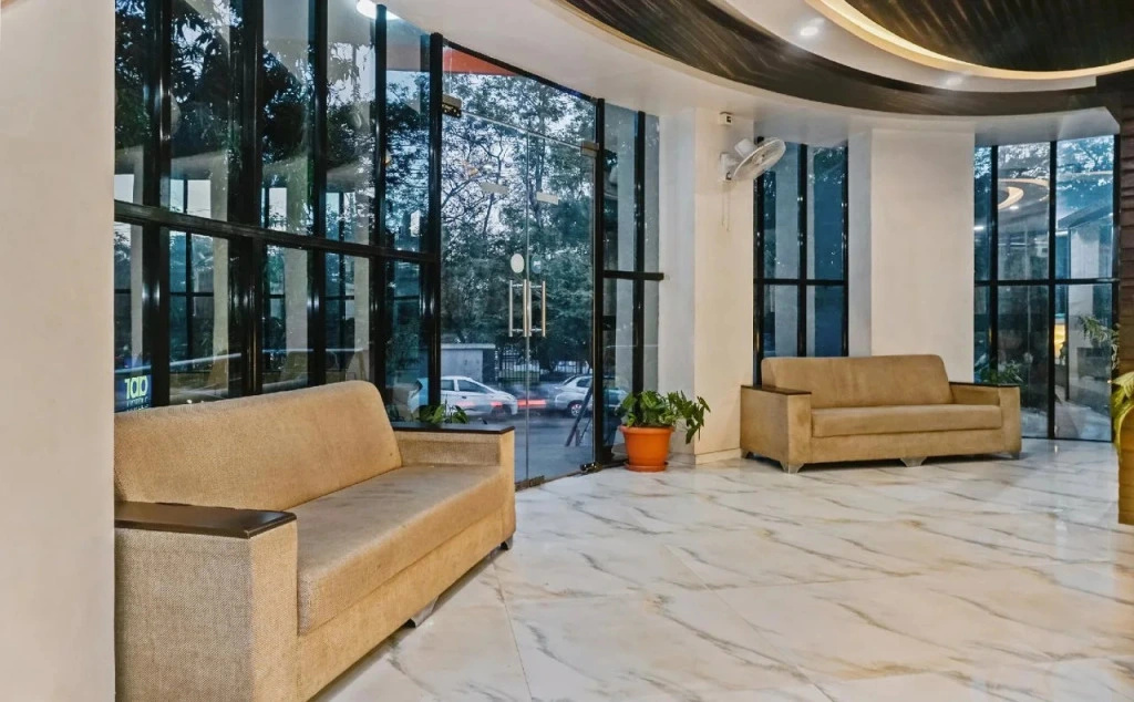 Hotel House Khas By OYO Rooms