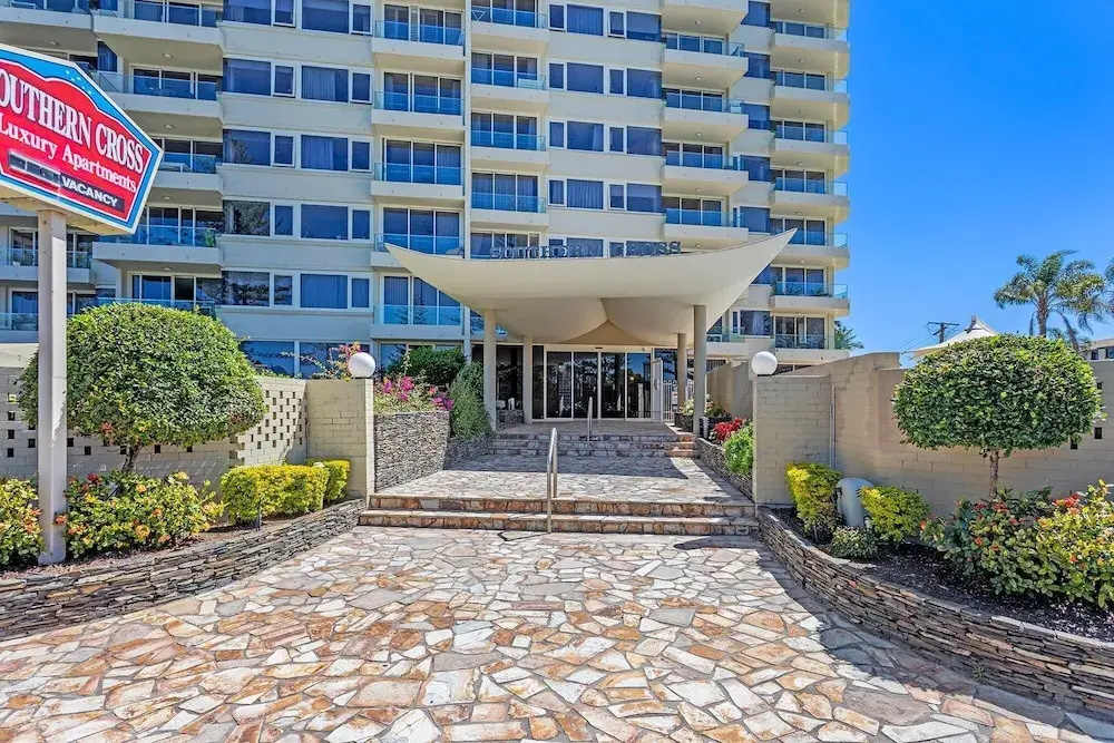 Seaview Coastal Retreat