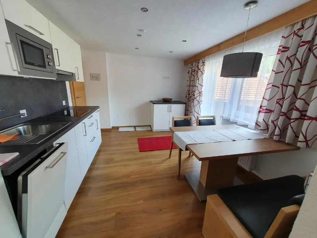 1 Bedroom Apartment with balcony and with garden view