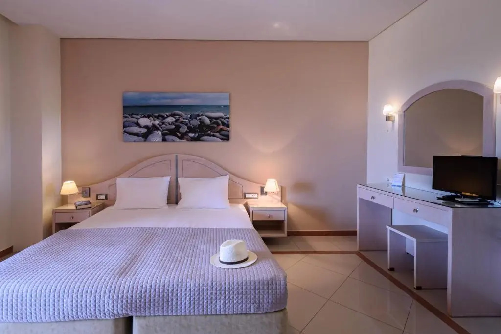 Superior Double room (full double bed)