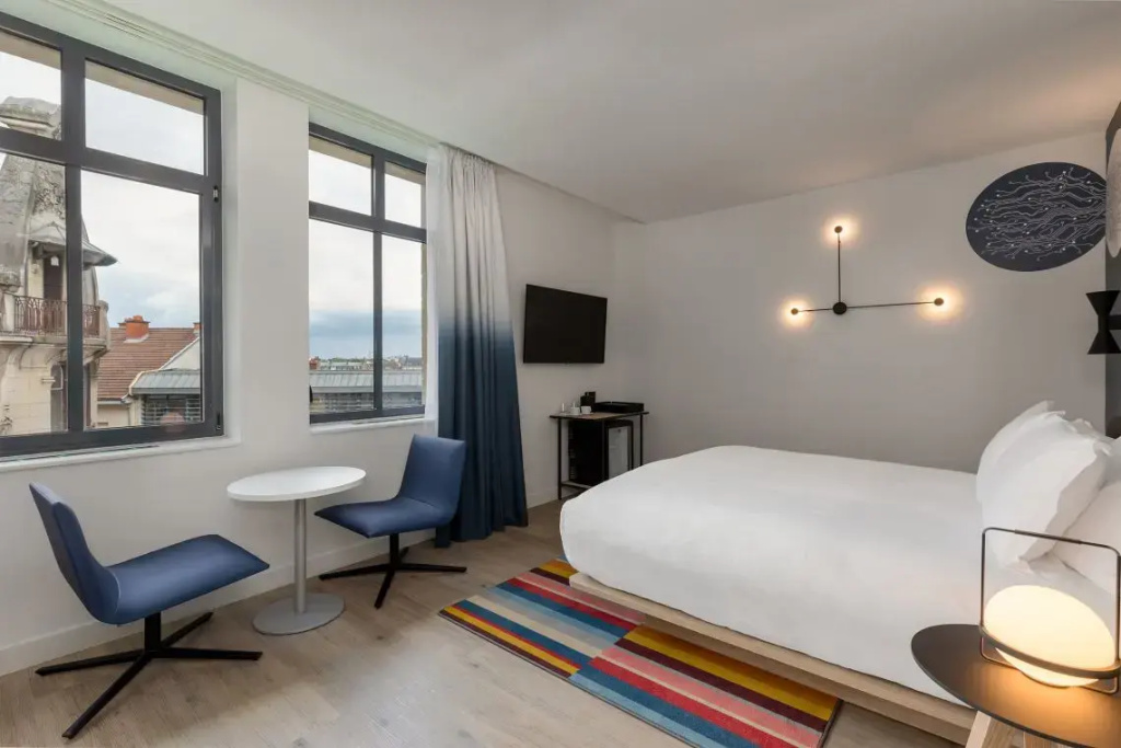 Premium room